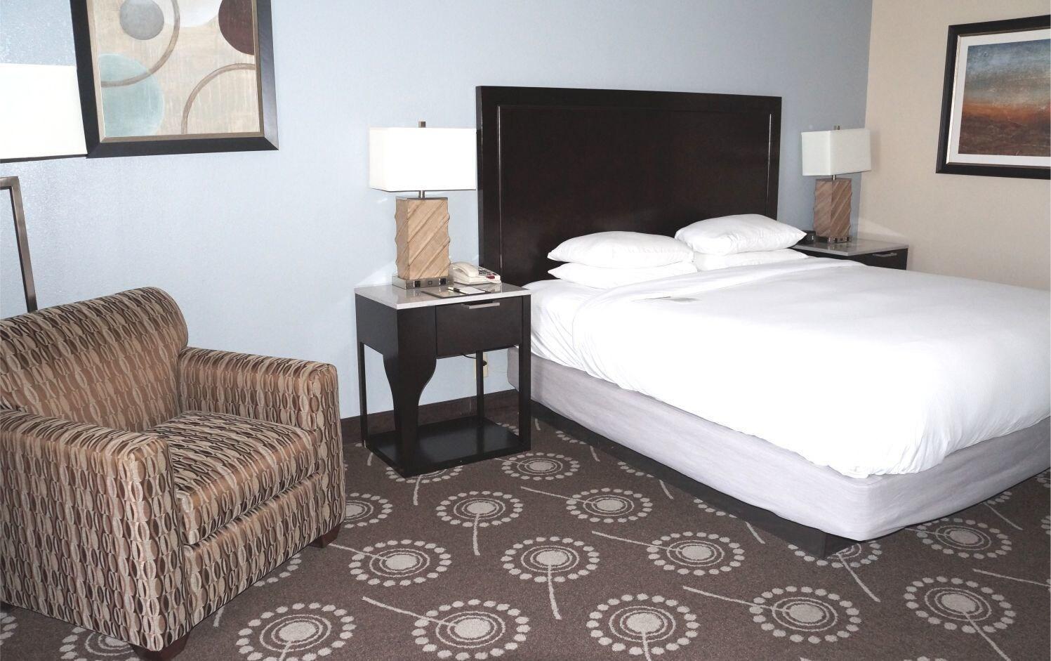 Отель Wyndham Midland Downtown Экстерьер фото