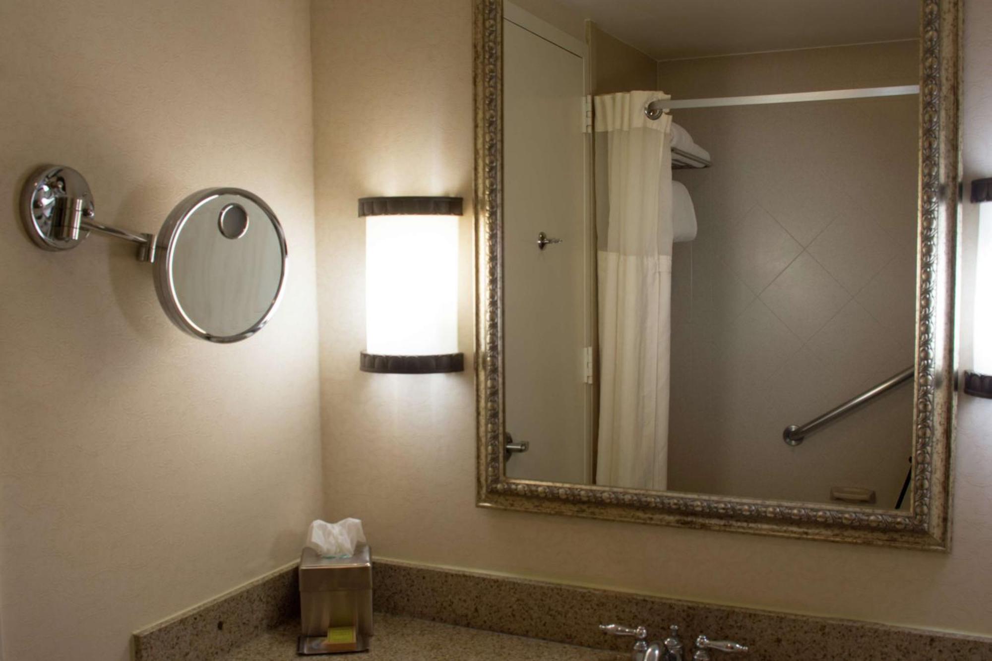Отель Wyndham Midland Downtown Экстерьер фото