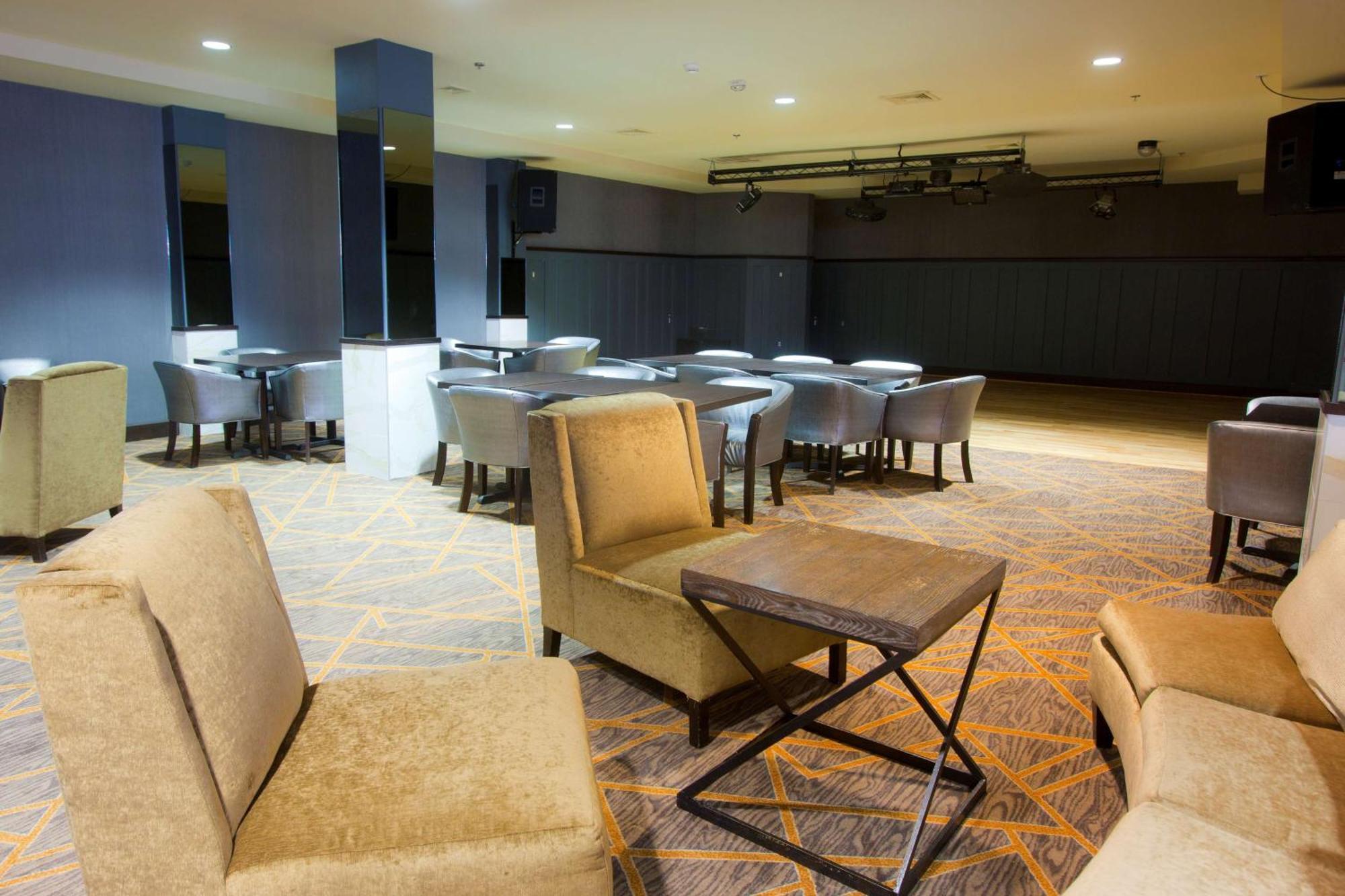 Отель Wyndham Midland Downtown Экстерьер фото